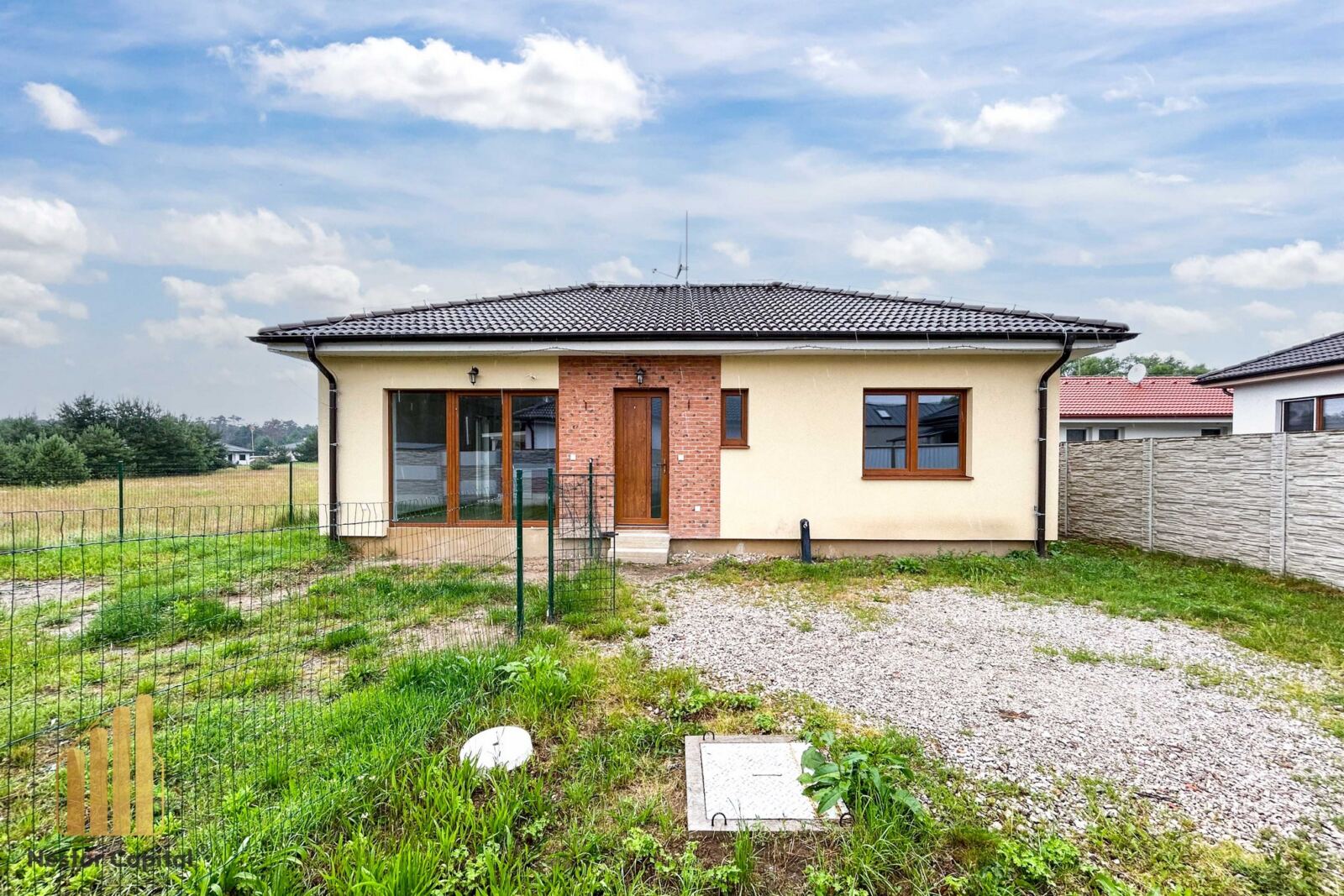 NOVOSTAVBA- 3 izbový rodinný dom s veľkou záhradou, Malacky – fotka 2