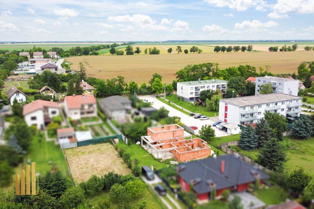 Príležitosť vo Veľkom Grobe: Dokončte si Váš Vlastný Rodinný Dom, Galanta – fotka 2